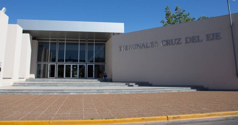 Cruz del Eje